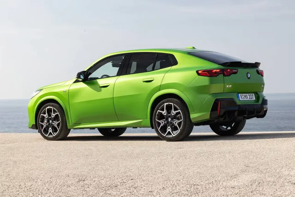 2025-BMW-X2-17