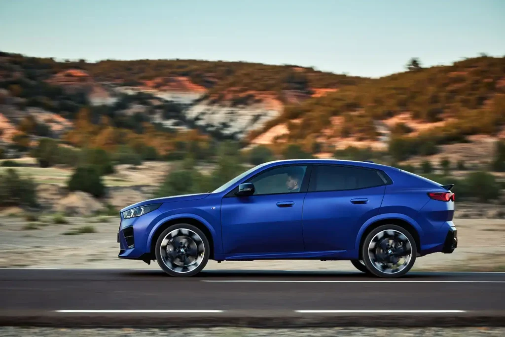 2025-BMW-X2-25