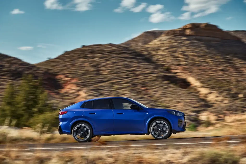 2025-BMW-X2-26