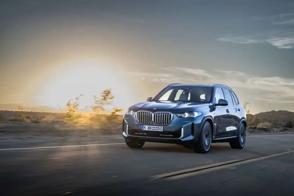 2025-BMW-X5-18