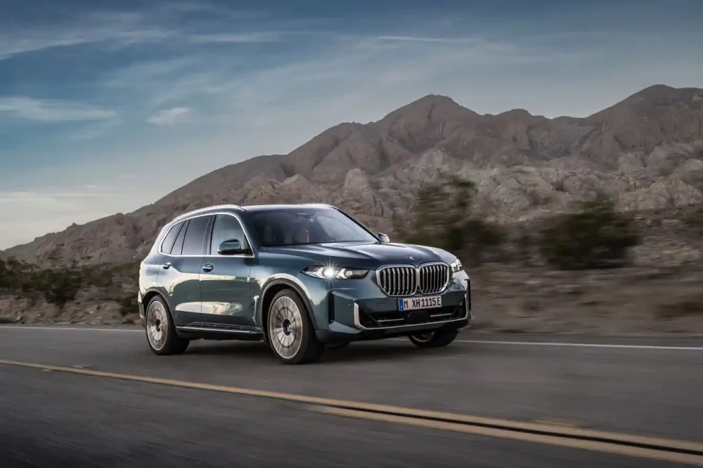 2025-BMW-X5-20