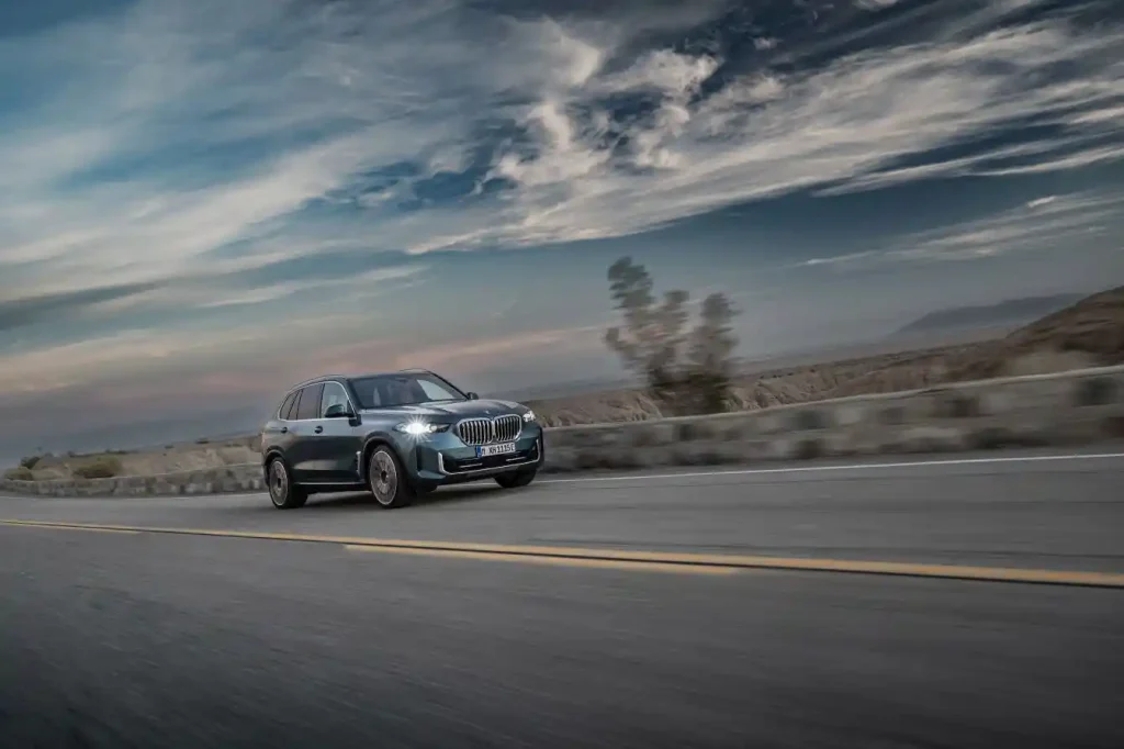 2025-BMW-X5-21