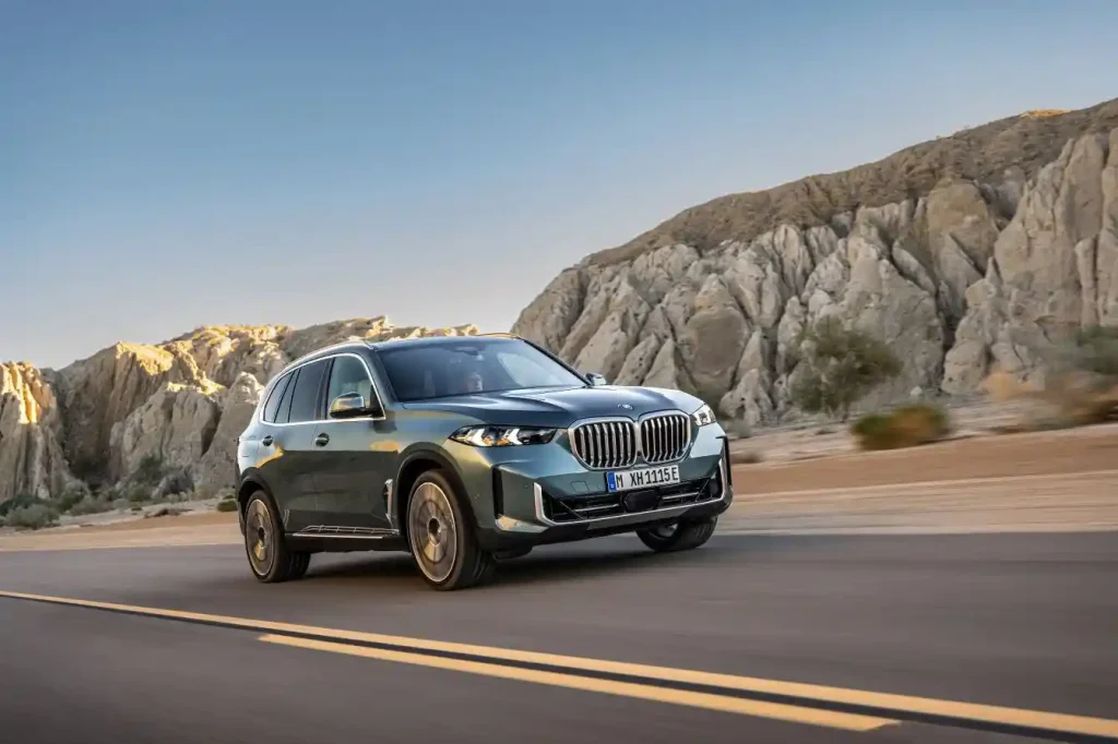 2025-BMW-X5-24