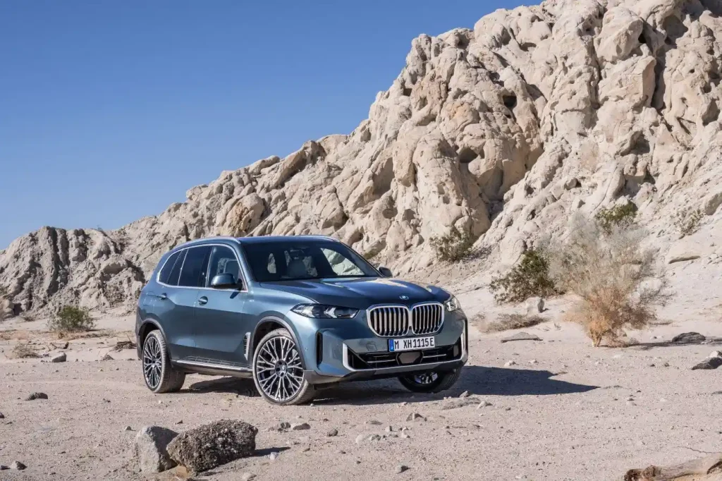 2025-BMW-X5-8