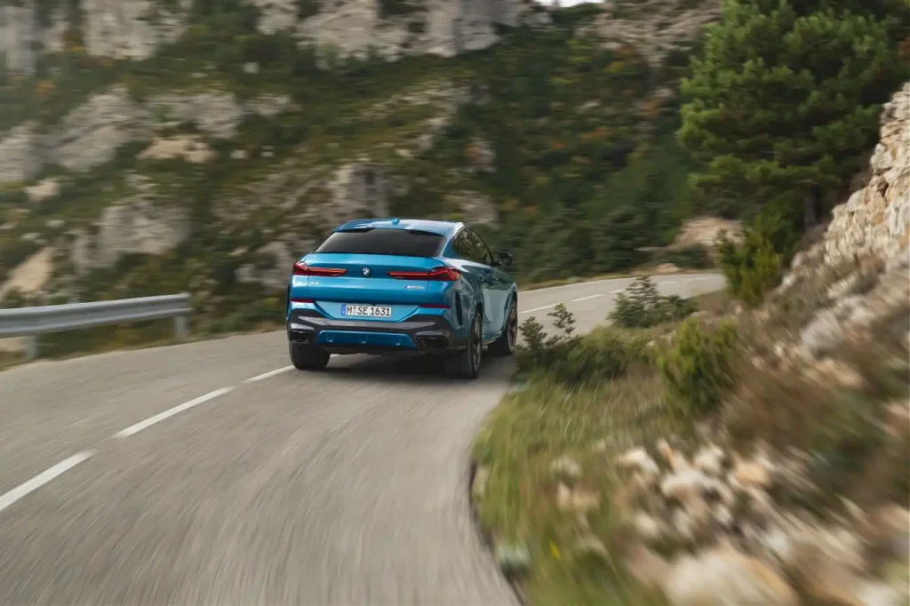 2025-BMW-X6-24