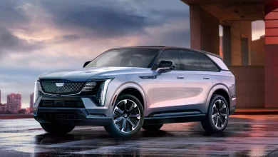 2025-Cadillac-Escalade-IQ-1