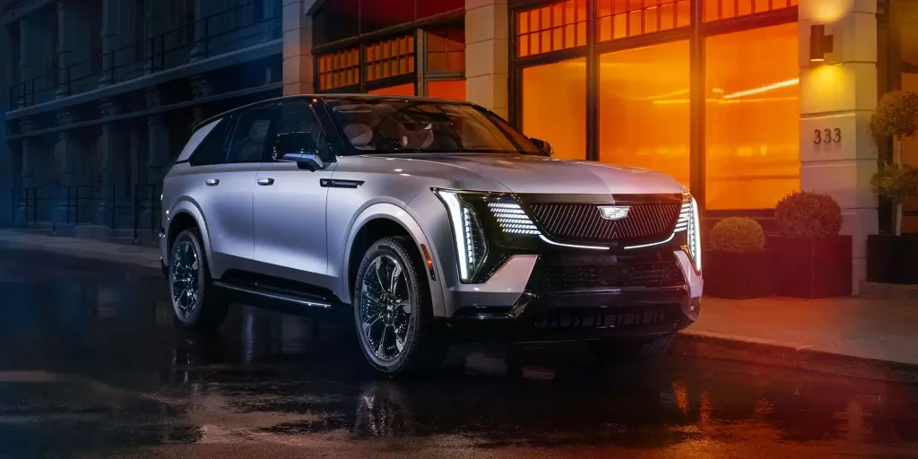 2025-Cadillac-Escalade-IQ-10