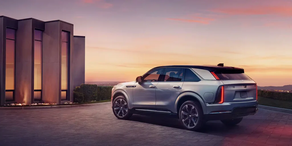 2025-Cadillac-Escalade-IQ-11