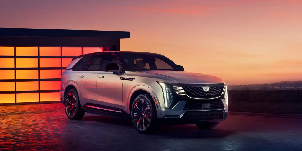 2025-Cadillac-Escalade-IQ-2