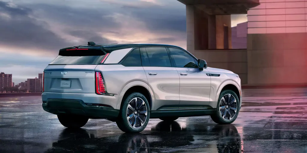 2025-Cadillac-Escalade-IQ-8