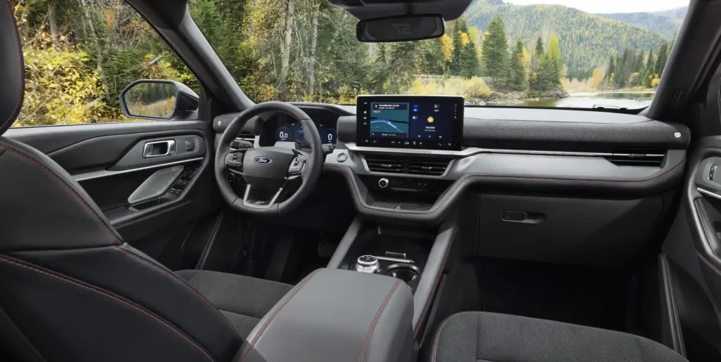 2025-Ford-Explorer-36