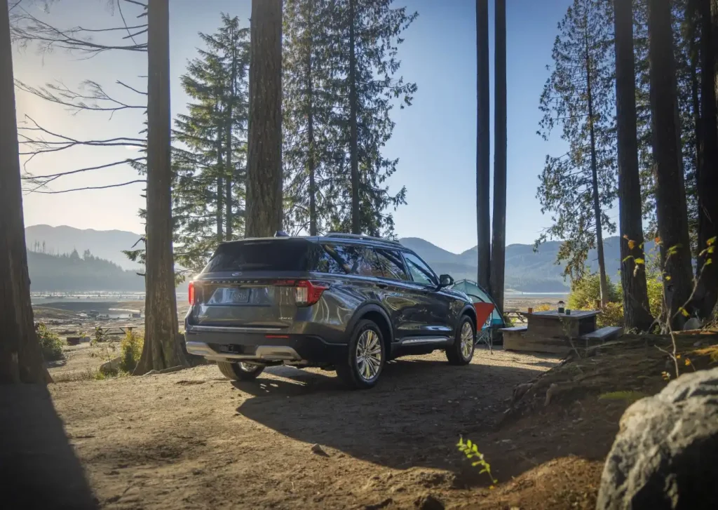 2025-Ford-Explorer-7