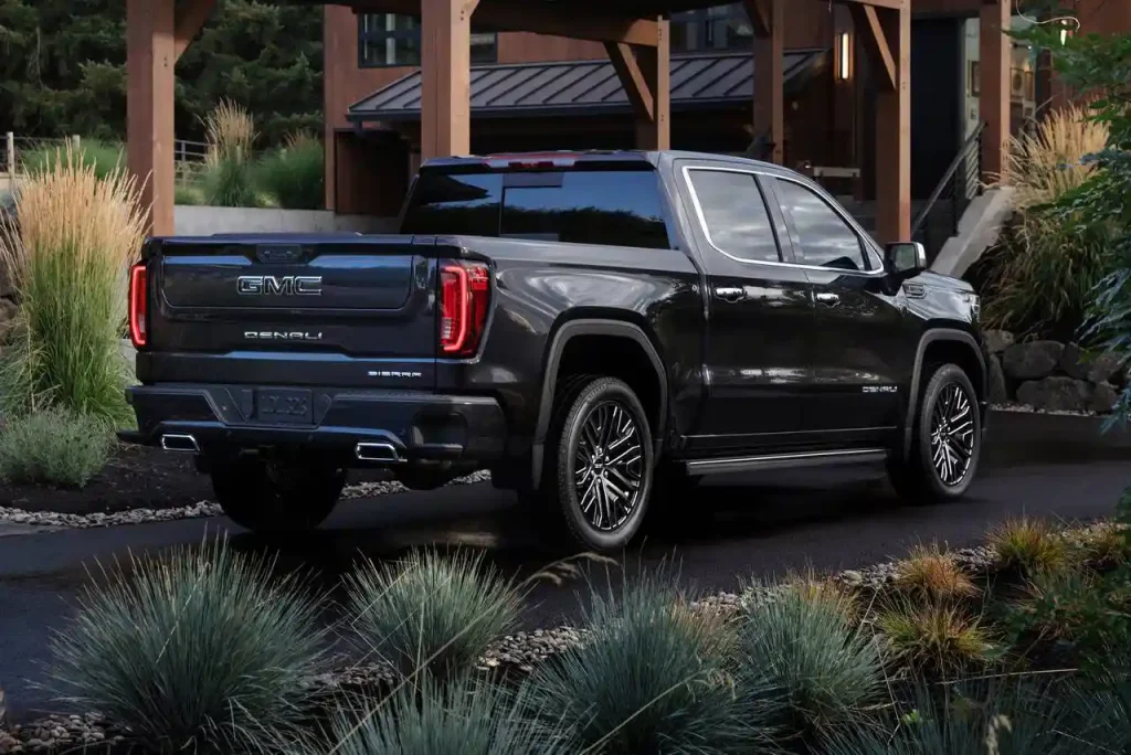 2025-GMC-Sierra-1500-15