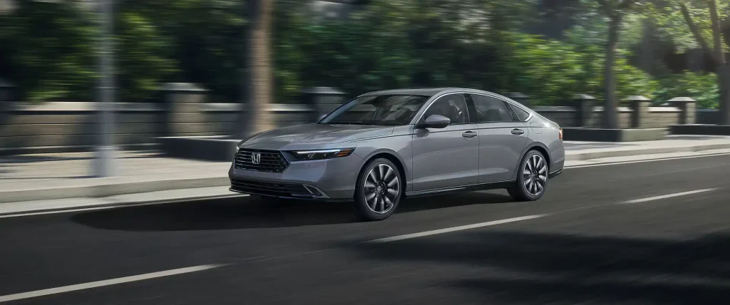 2025-Honda-Accord-14