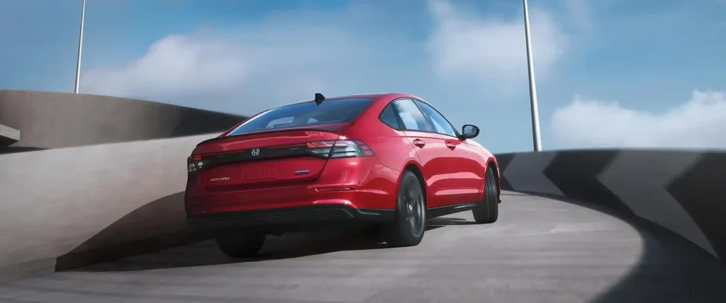 2025-Honda-Accord-17