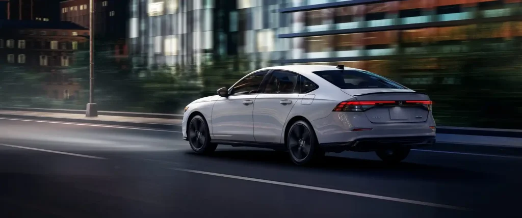 2025-Honda-Accord-18