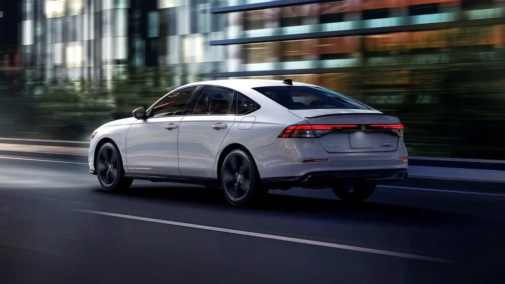 2025-Honda-Accord-23