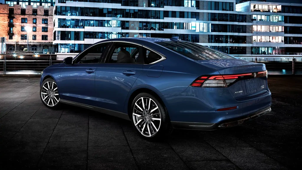2025-Honda-Accord-4