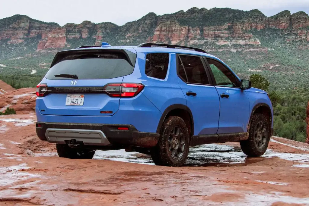2025-Honda-Pilot-9