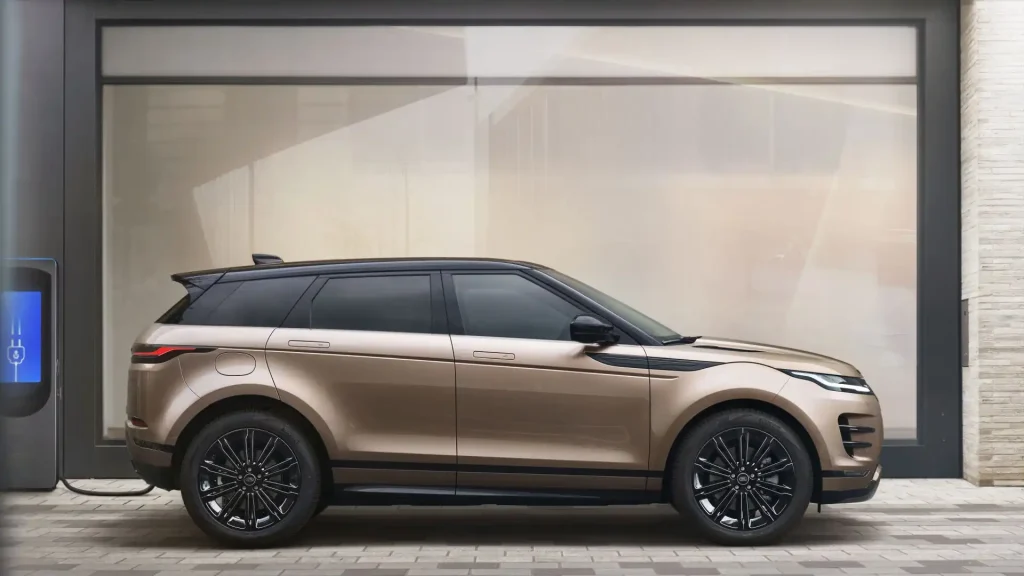 2025-Land-Rover-Range-Rover-Evoque-4