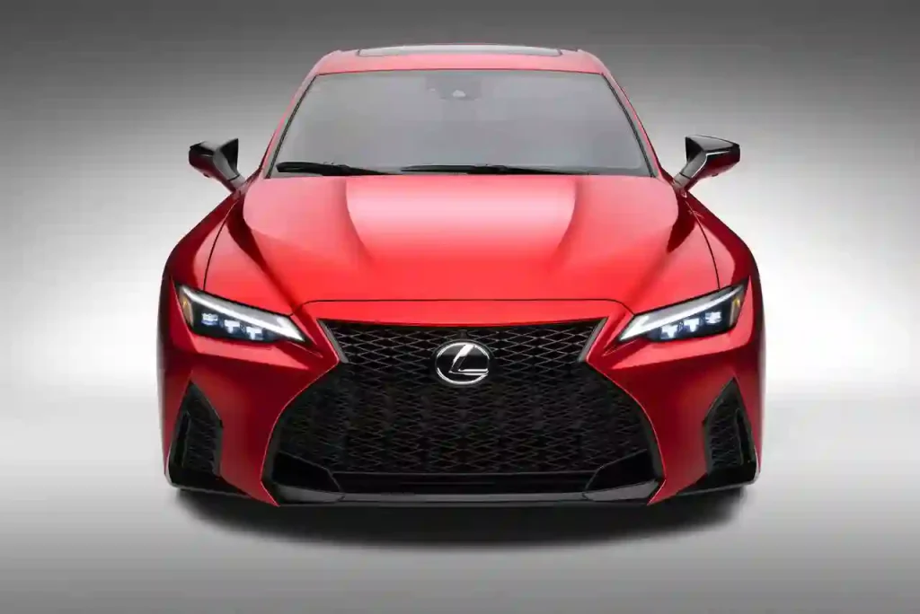 2025-Lexus-IS-15