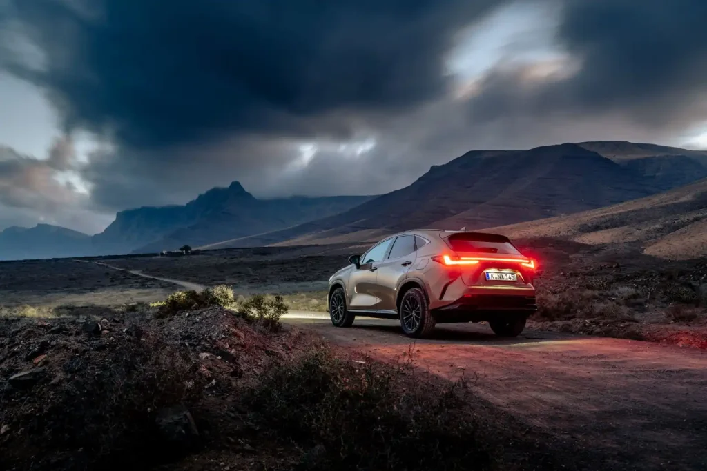 2025-Lexus-NX-27