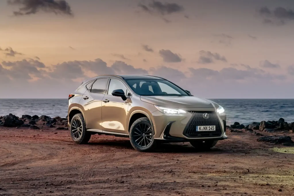 2025-Lexus-NX-30