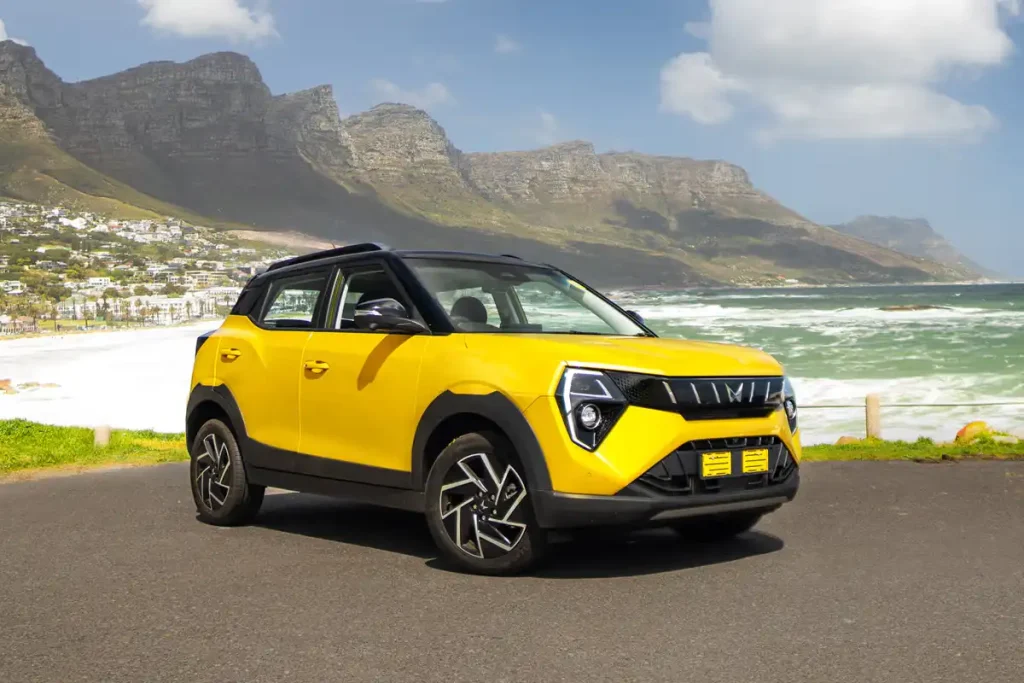 2025-Mahindra-XUV-3XO-2