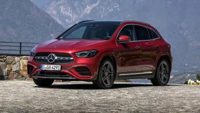 2025-Mercedes-Benz-GLA-Class-1
