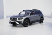 2025-Mercedes-Benz-GLB-Class-1