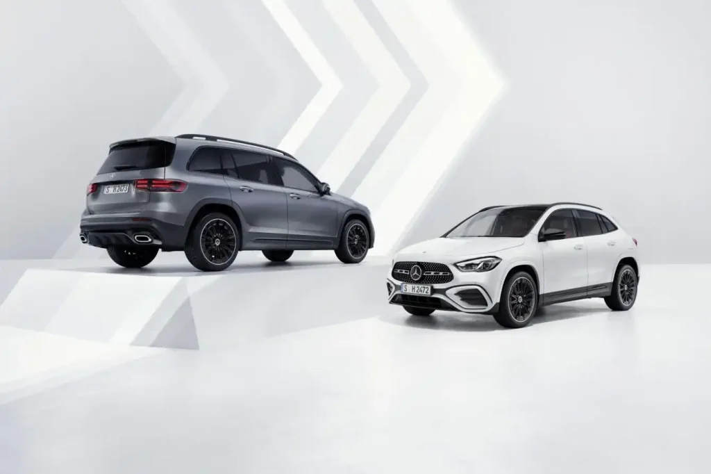 2025-Mercedes-Benz-GLB-Class-16