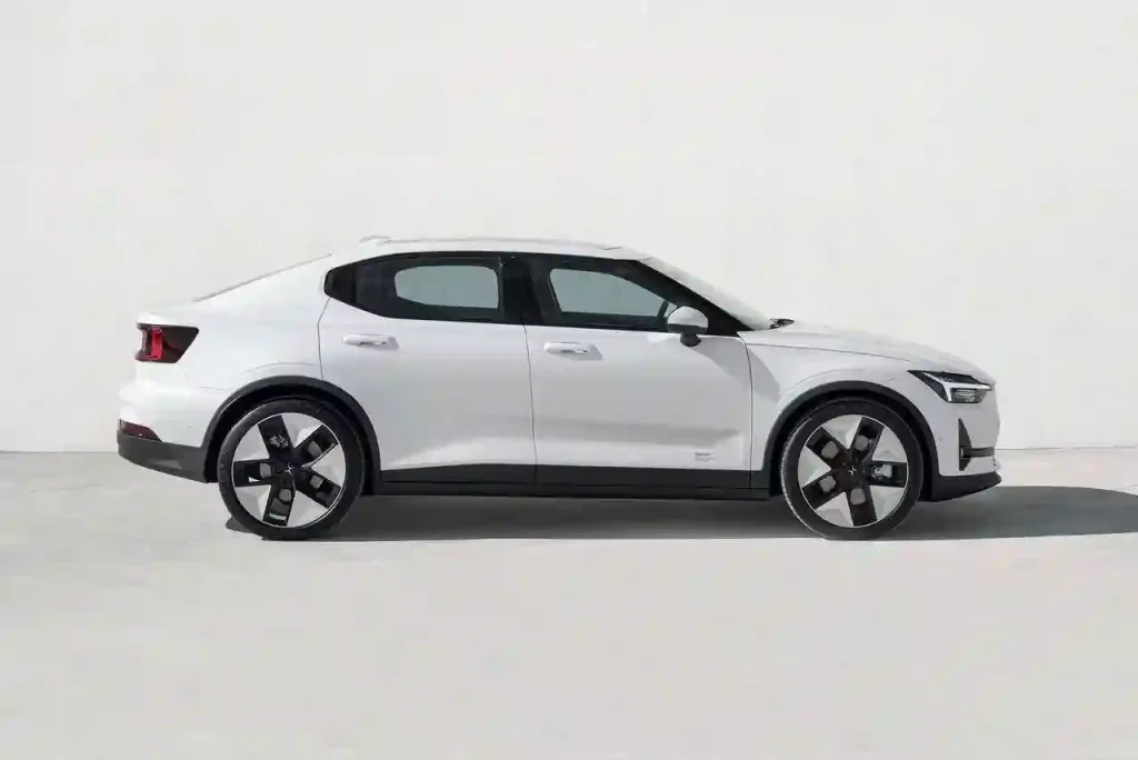 2025-Polestar-2-12