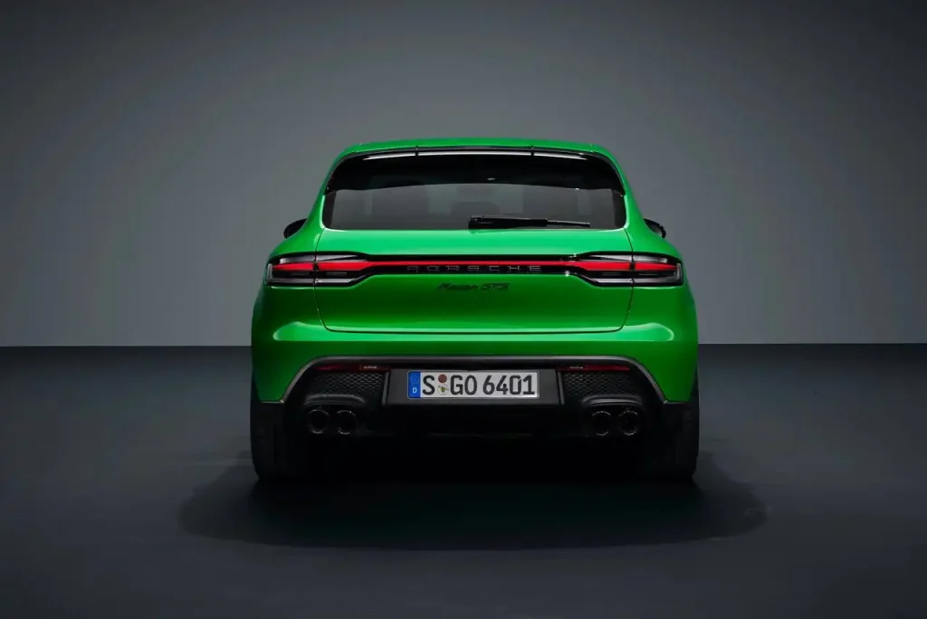 2025-Porsche-Macan-19