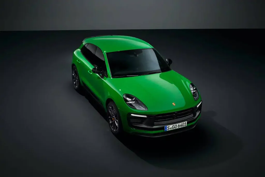 2025-Porsche-Macan-5