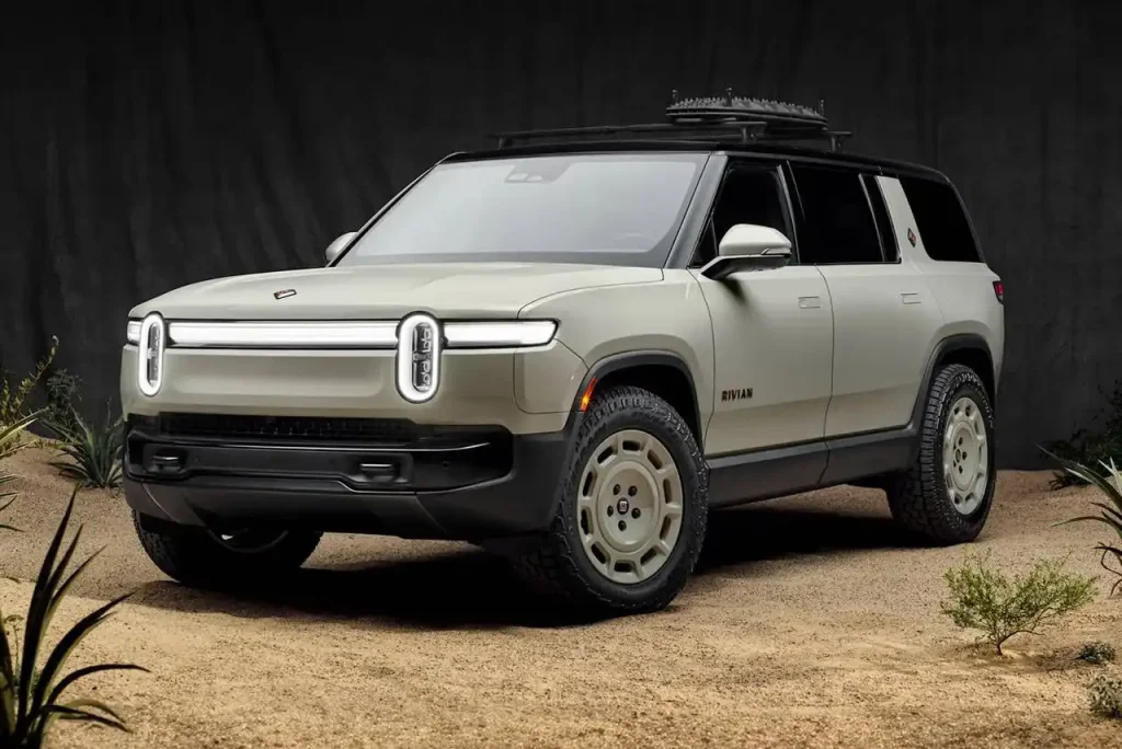 2025-Rivian-R1S-2