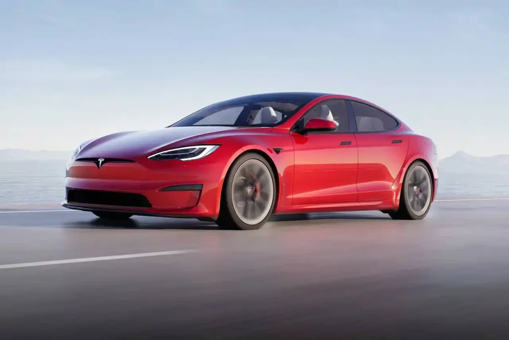 2025-Tesla-Model-S-12