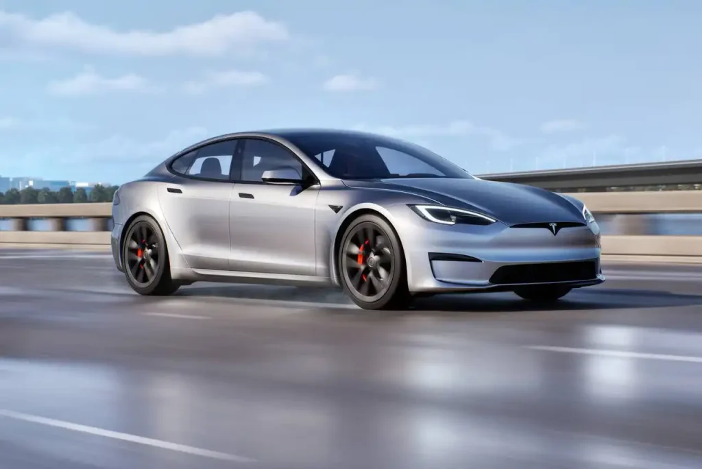 2025-Tesla-Model-S-16