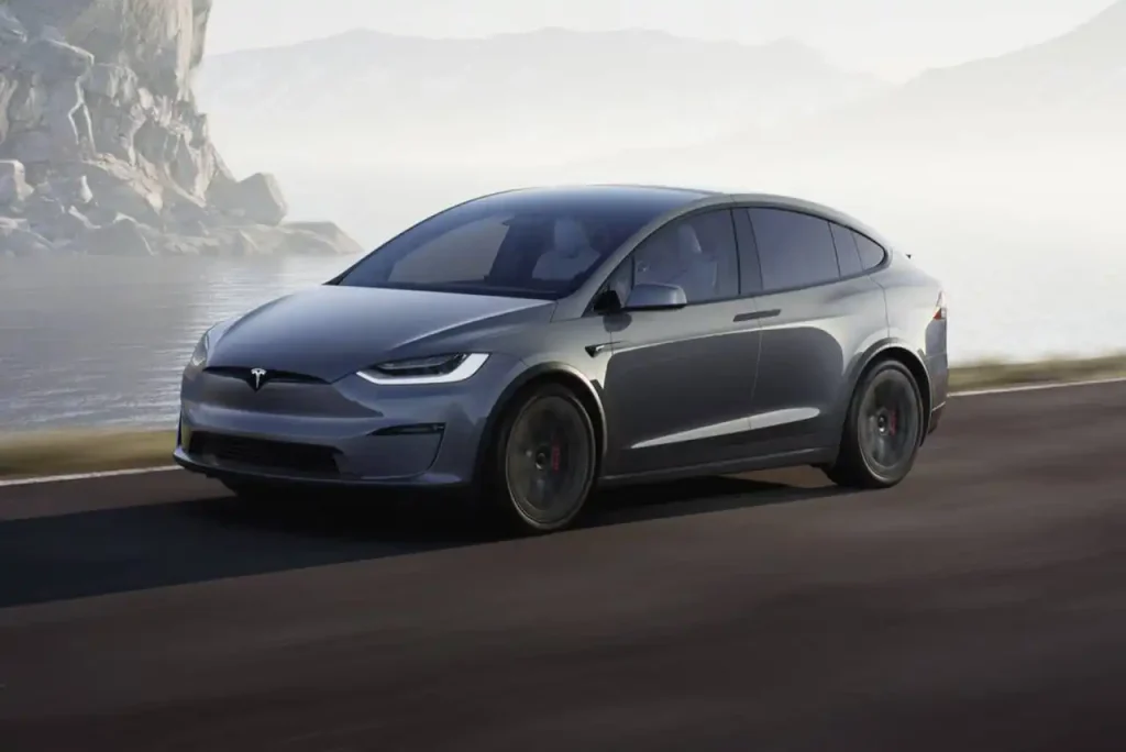 2025-Tesla-Model-X-20