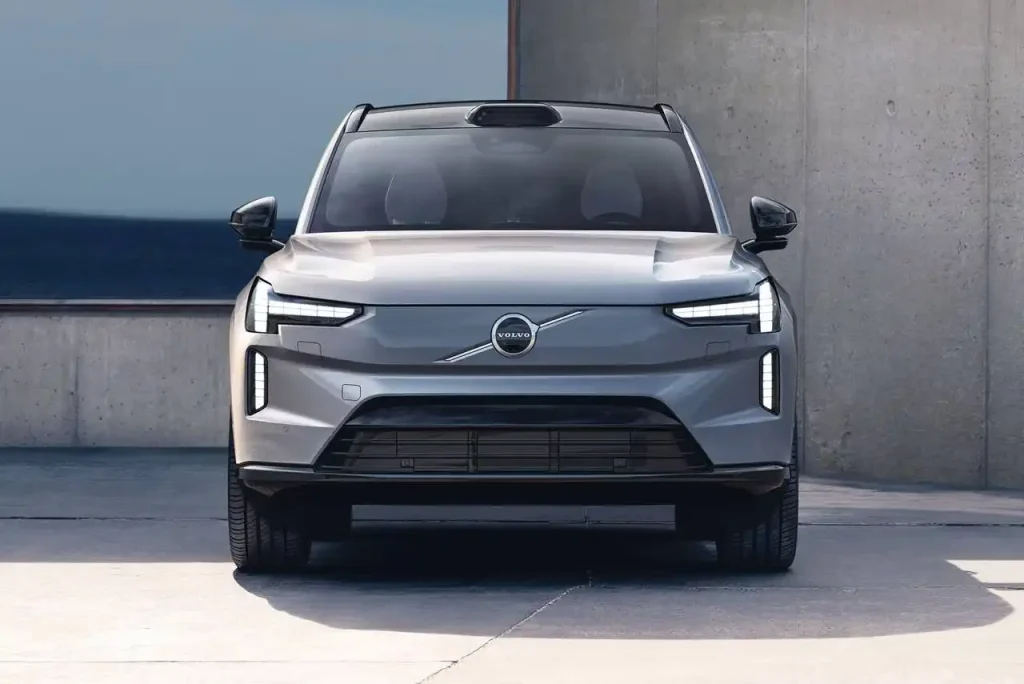 2025-Volvo-EX90-9
