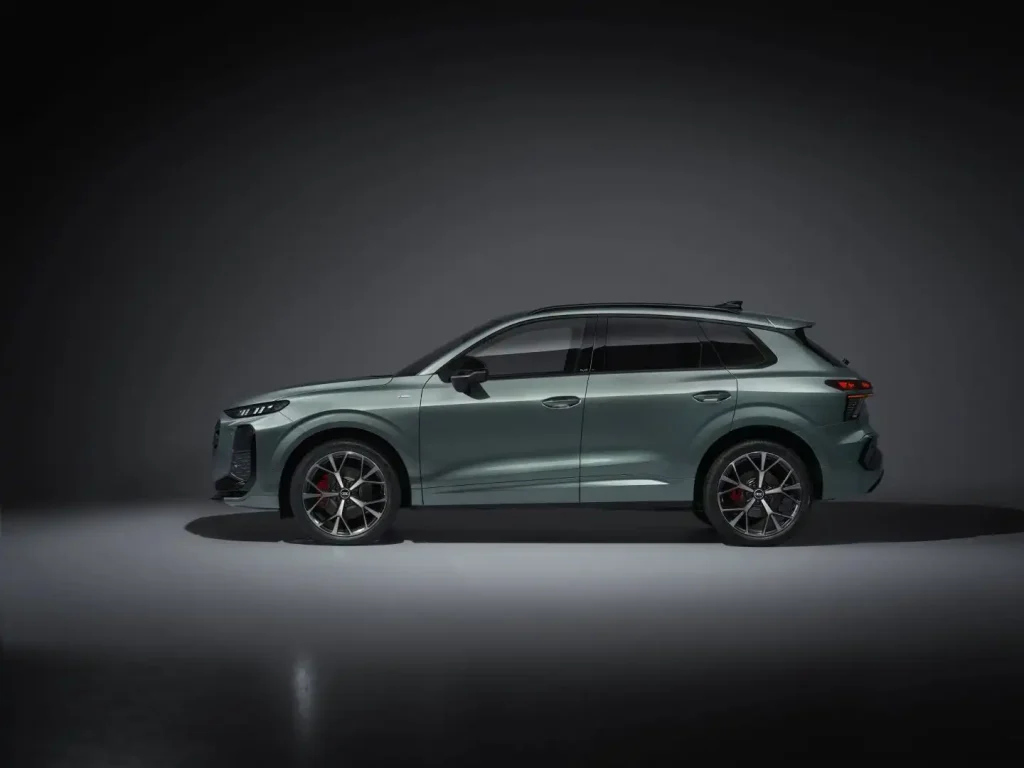 2026-Audi-Q3-14