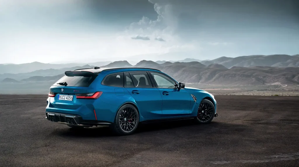 2026-BMW-M3-CS-Touring-11