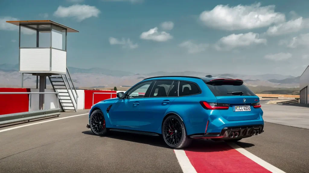 2026-BMW-M3-CS-Touring-4