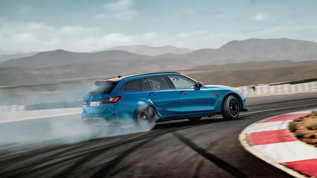 2026-BMW-M3-CS-Touring-50
