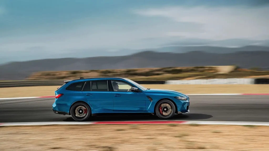 2026-BMW-M3-CS-Touring-51