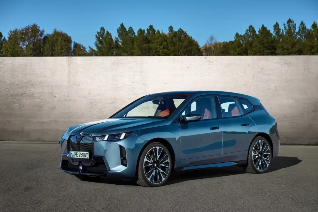 2026-BMW-iX-3