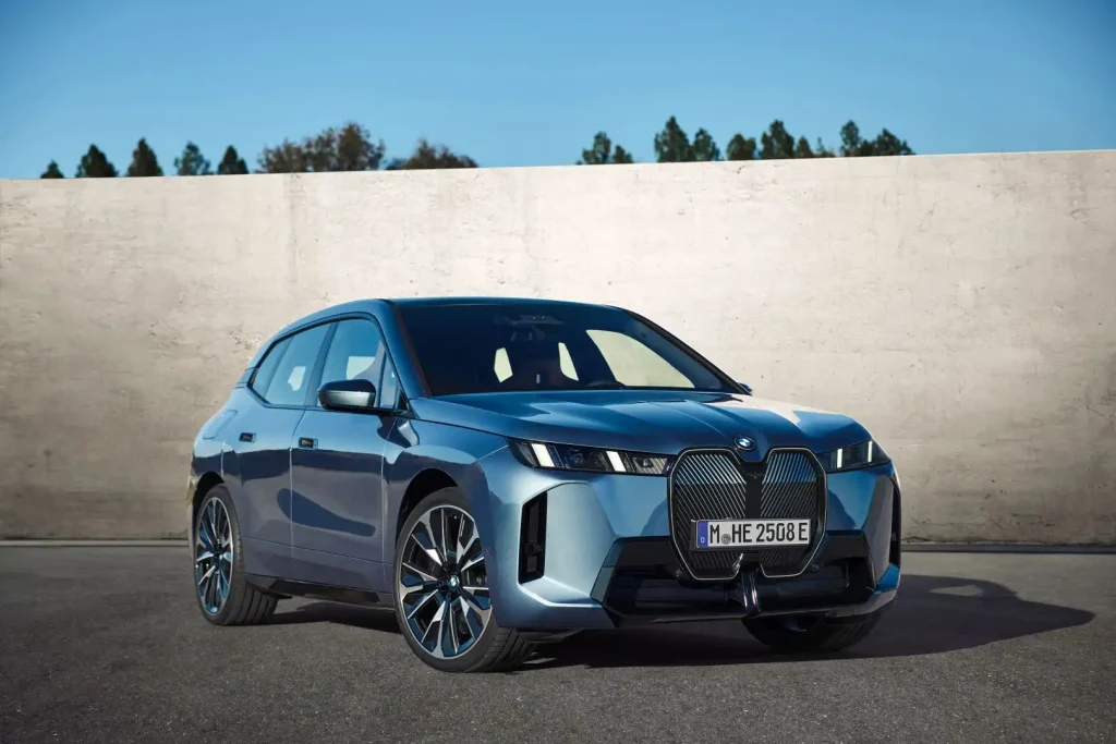 2026-BMW-iX-4