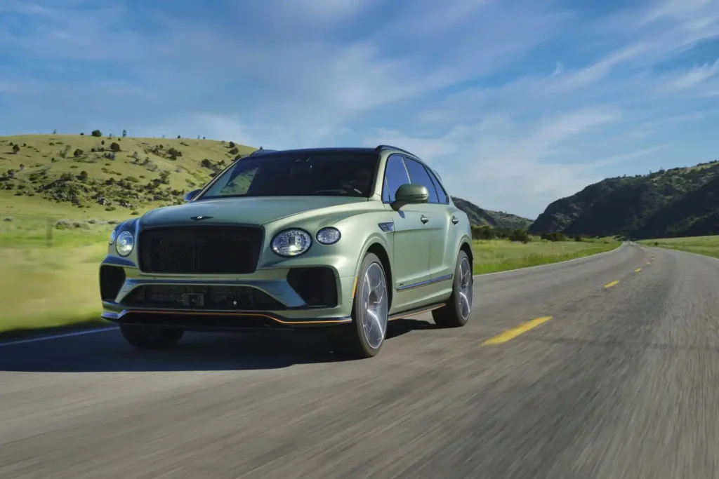 2026-Bentley-Bentayga-20