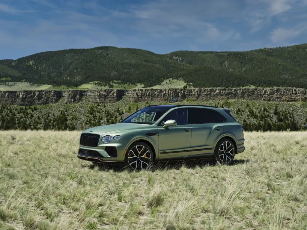 2026-Bentley-Bentayga-8