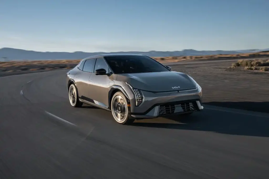 2026-Kia-EV4-18