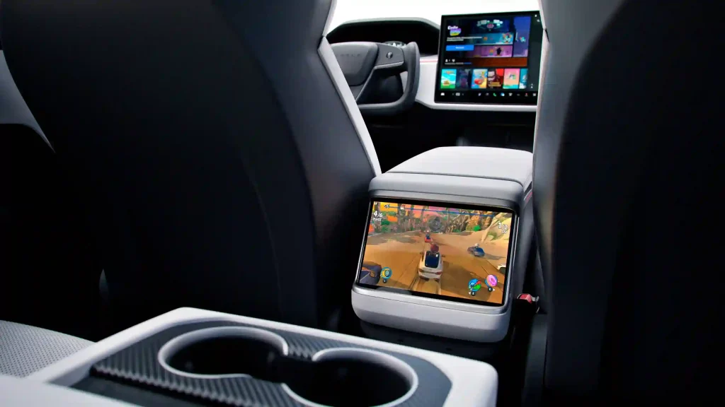 2026-Tesla-Model-S-15